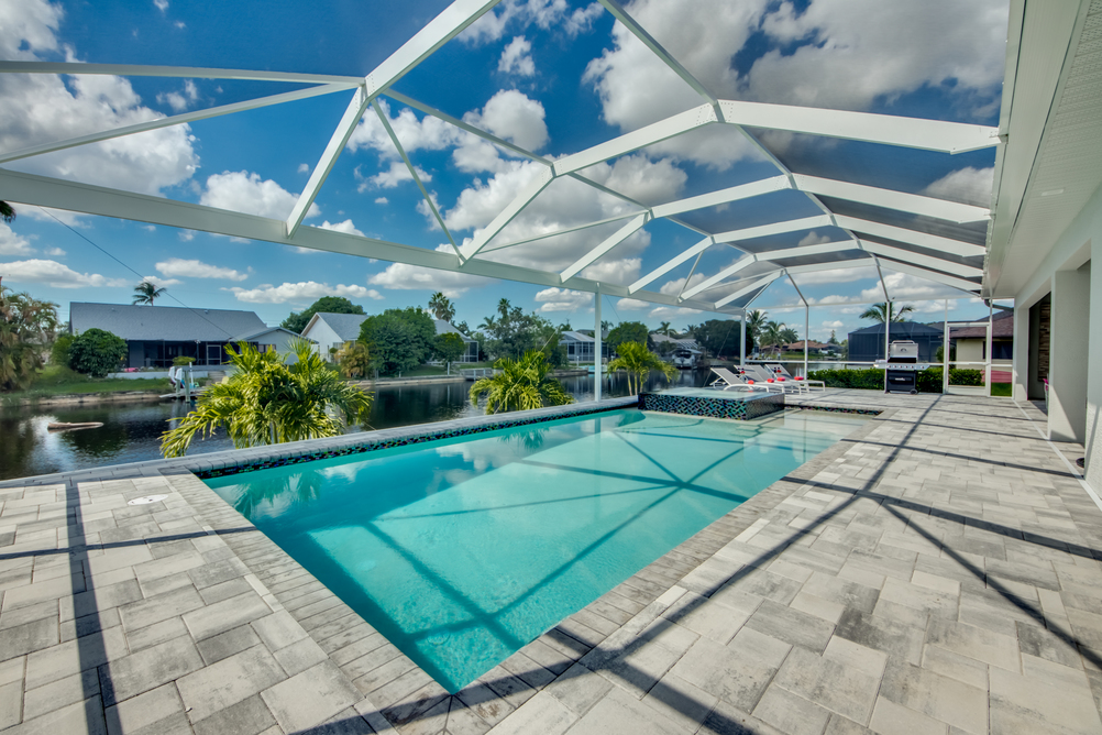 Pool der Villa Seven Oceans